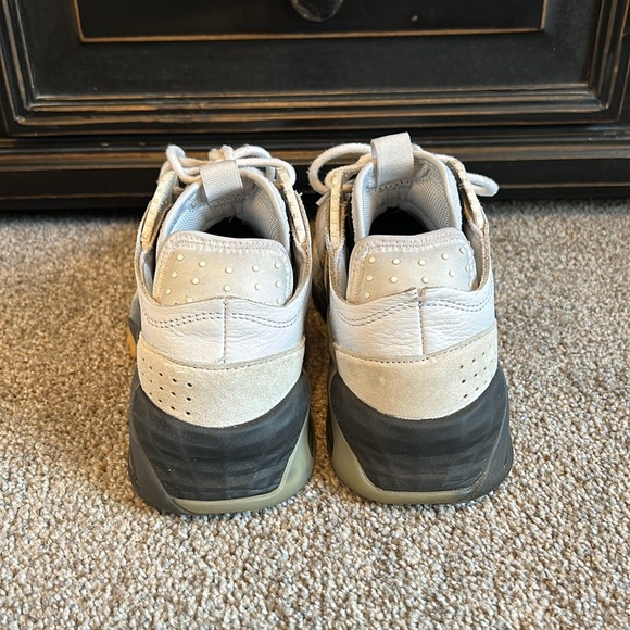 ADIDAS J CLOUD Leather Streetball  Shoes White, Black & Gray - Picture 3 of 6